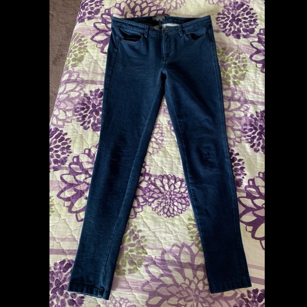 Vince size 8 denim leggings